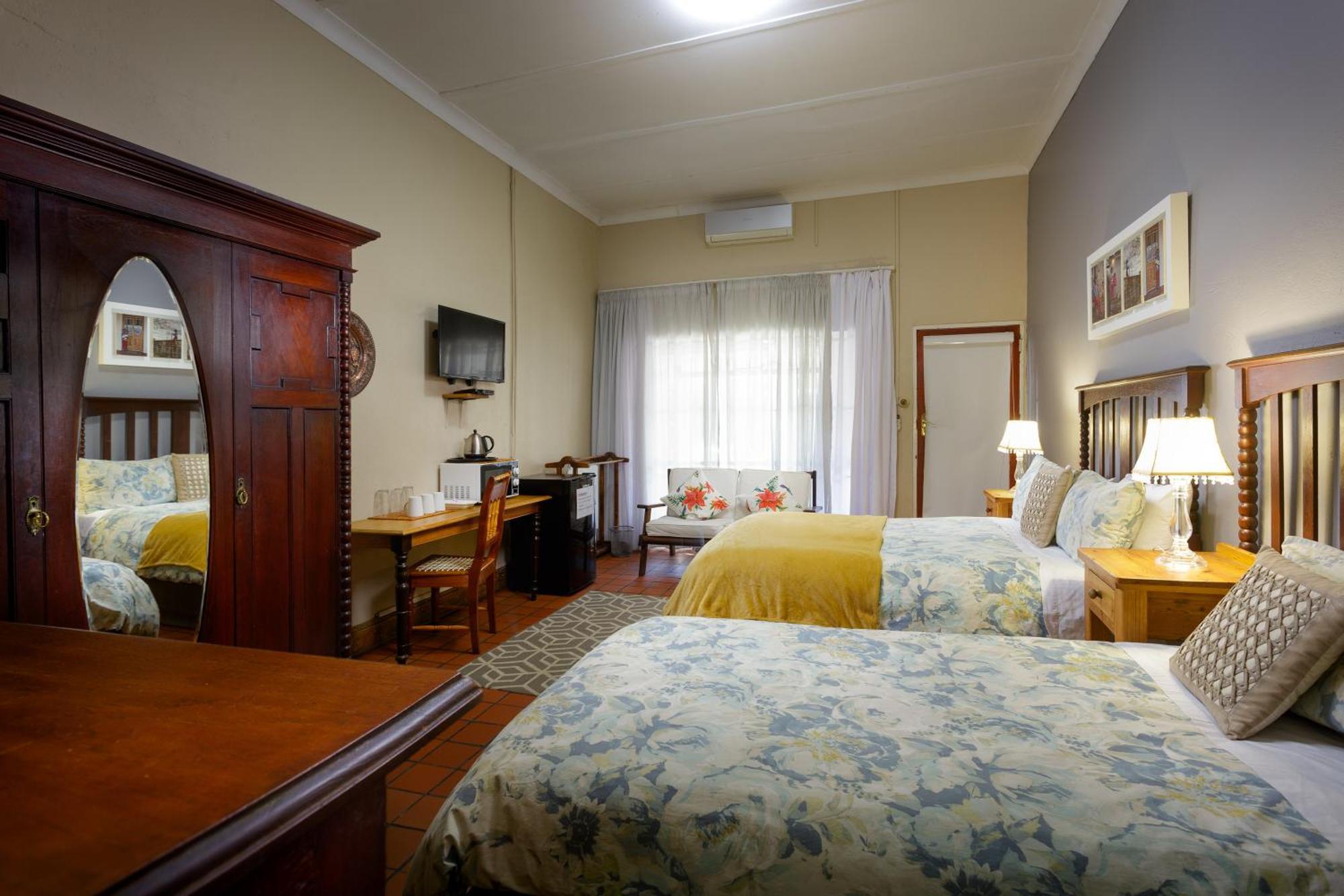 Horse And Mill Guesthouse كوليزبيرغ المظهر الخارجي الصورة